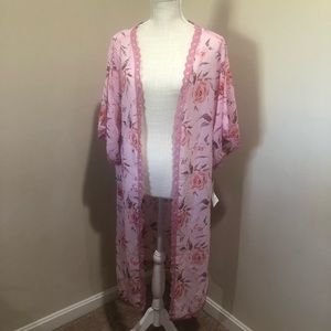 BNWT Rose Chloe Long Kimono